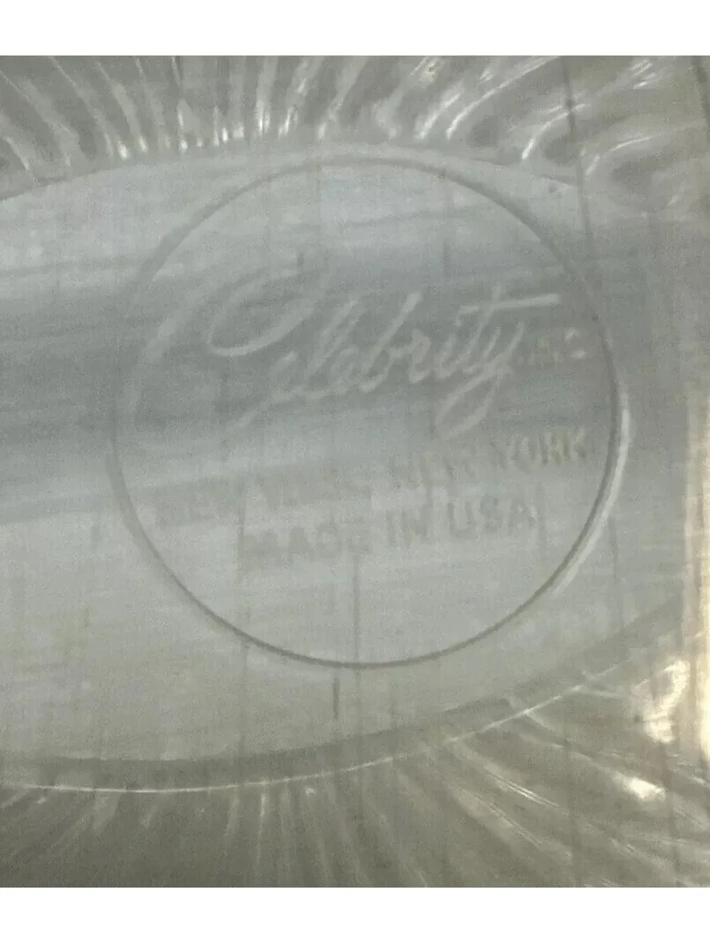 Vintage CELEBRITY Clear Acrylic Plastic Tissue Box Cover Holder Starburst MCM